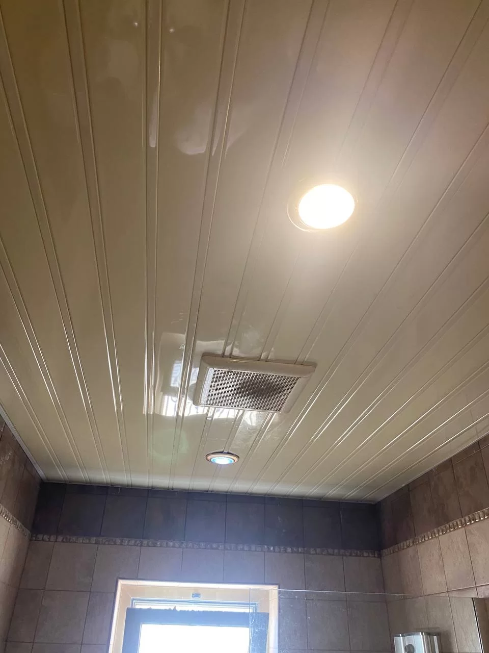 اسقف مستعارة