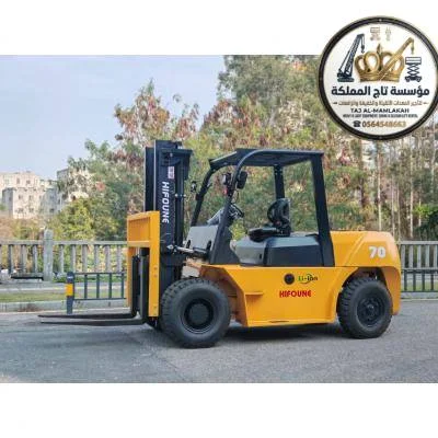 رافعة شوكية 1.5 طن إلى 30 طن للإيجار في الرياض | ديزل وكهرباء | للمصانع والمستودعات | Forklift Riyadh