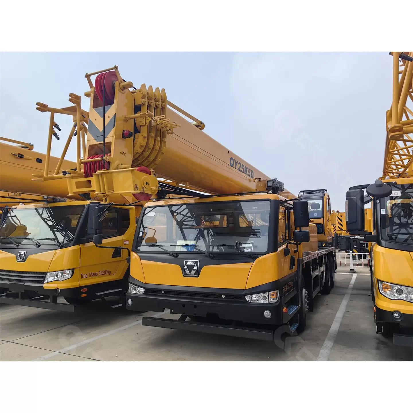 تأجير كرينات وونش (20-600 طن) | دينا وباسكت | الدمام-الرياض-جدة | موديلات 2026