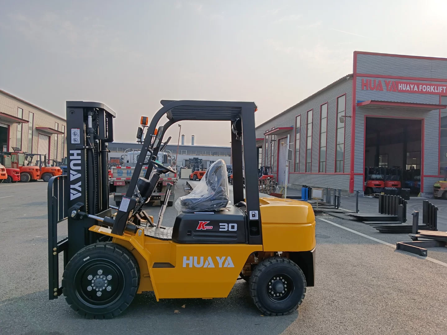 فوركلفت للإيجار رافعه شوكيه للإيجار الدمام