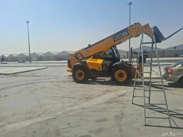 جي سي بي للايجار تليهندر رافعة تلسكوبية للإيجار الدمام الرياض جدة