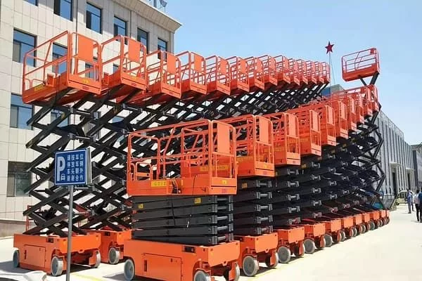 سيزرلفت للإيجار 8 متر 10متر 12متر 14متر 16متر جدة الرياض الدمام
