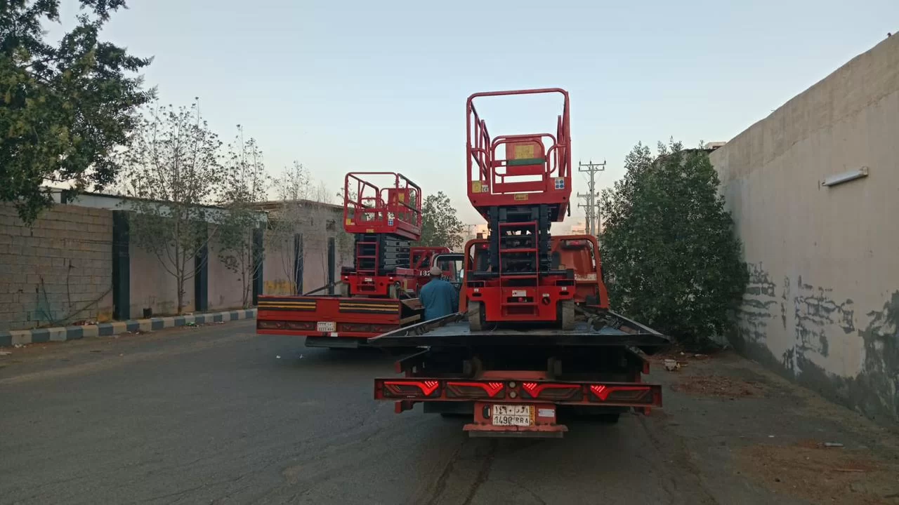 مان لفت للايجار..رافعات شوكيه وسيزرلفت وكرينات وجيسيبي وببكات وتاور لايت للايجار