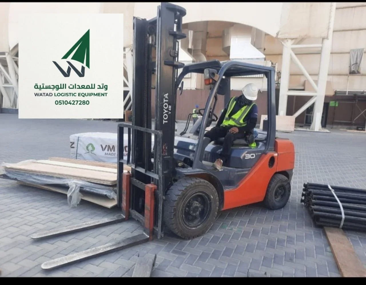 فوركلفت للايجار | حمولات خفيفة وثقيلة forklift